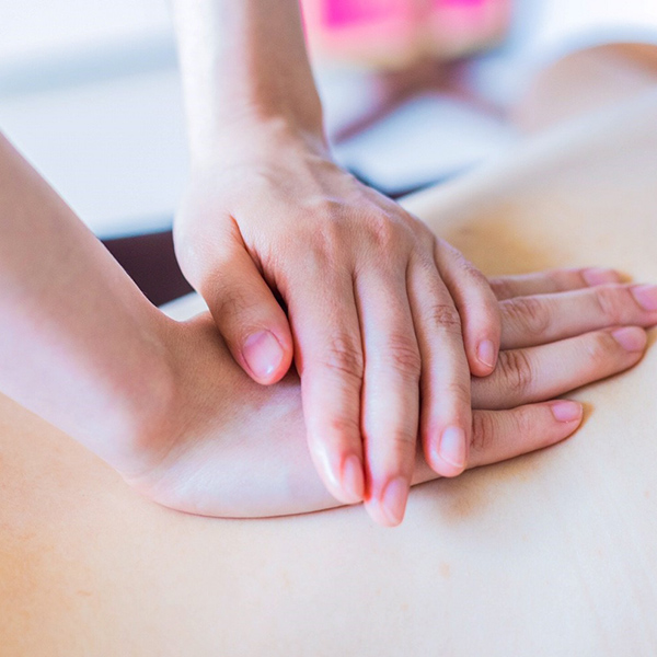 新しいメニュー作りの為の協力依頼が。久々、人に何かを教えるのは緊張